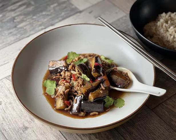 Oriental aubergine and pork mince