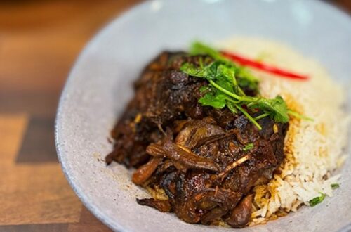 Slow Cooker Asian Sticky Chicken