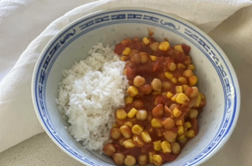 Easy Chickpea Curry - food bank recipe